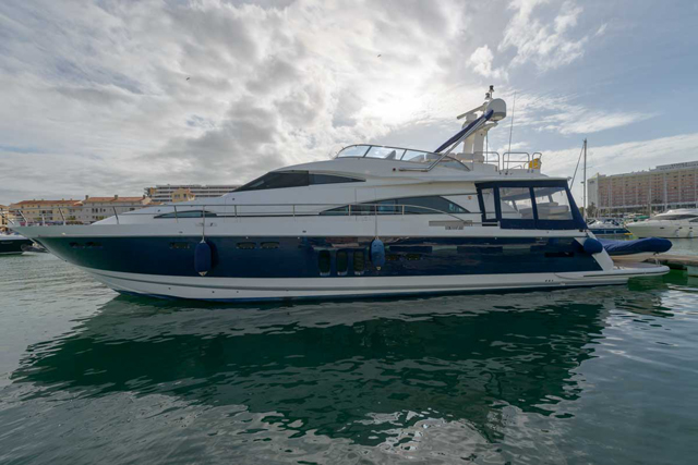 Fairline Squadron 70