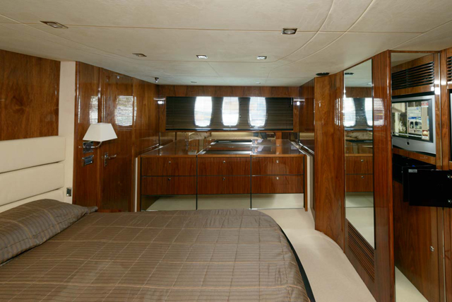 Fairline Squadron 70
