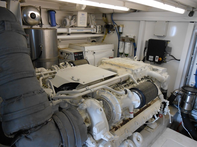 Fairline Squadron 74