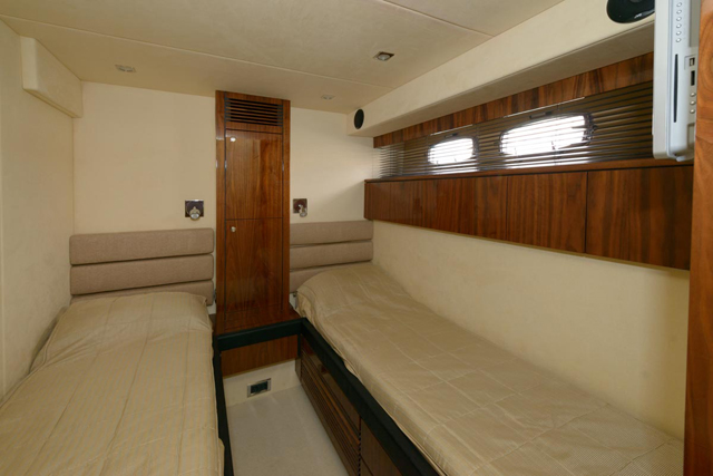 Fairline Squadron 70